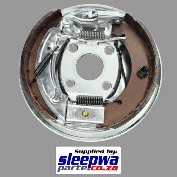 2.5Ton Braked Axle Back Plate, Right Hand